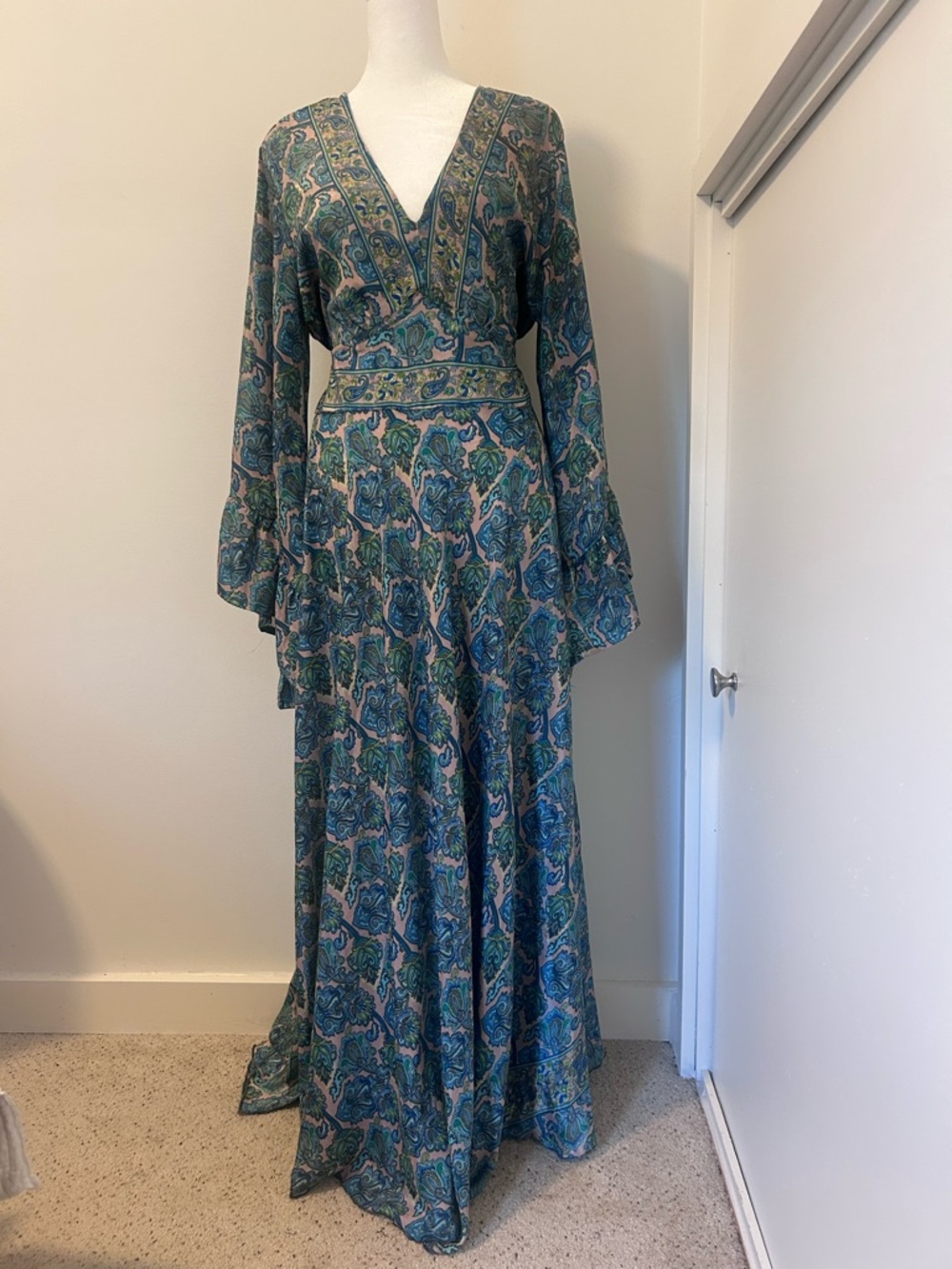 Deep V-Neck Floral Maxi Dress in Teal Paisley